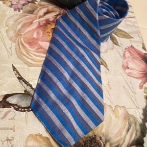 Blues 100% Thai Silk P. Shinawatra Thailand Wide tie 4” x 54”